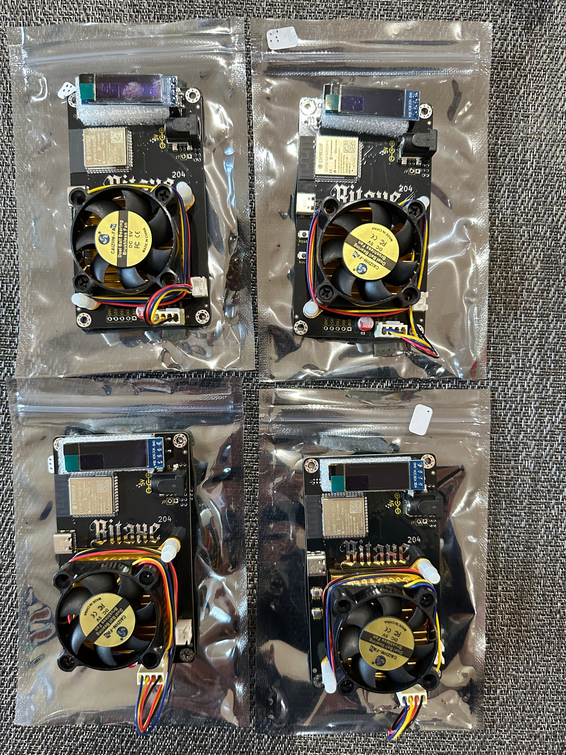 Bitaxe Ultra 204 (450GHz +/- hashrate)