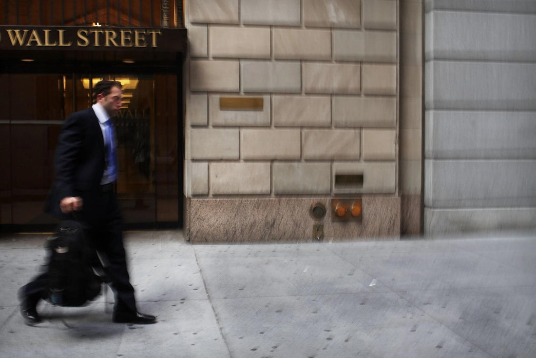 Big Finance Isn't Backing Down: Traditional Giants Double Down on Bitcoin Despite Market Volatility